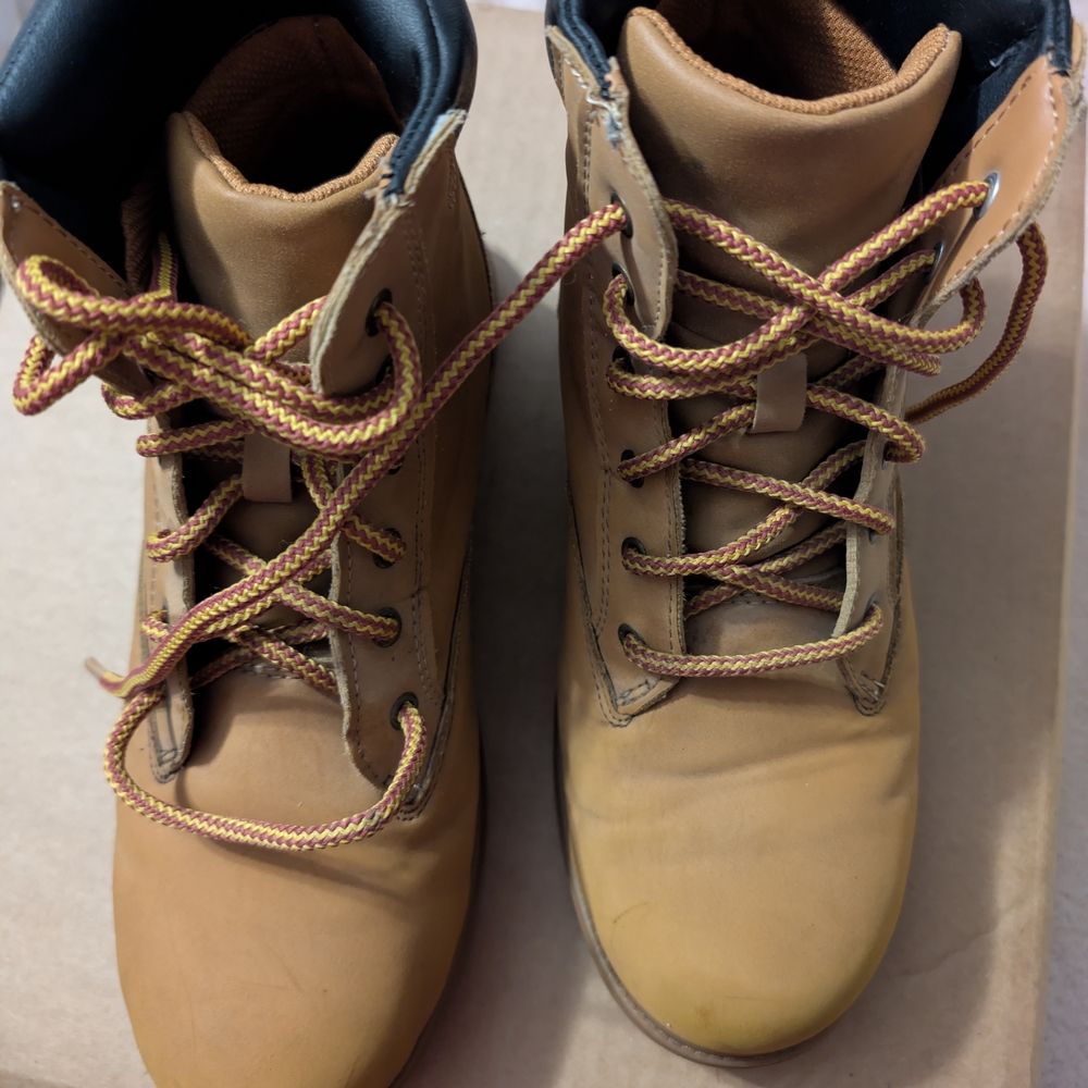 Men's Tan Lace-Up Boots